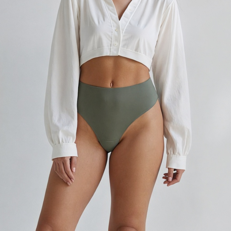 Seamless Camel Toe Thong